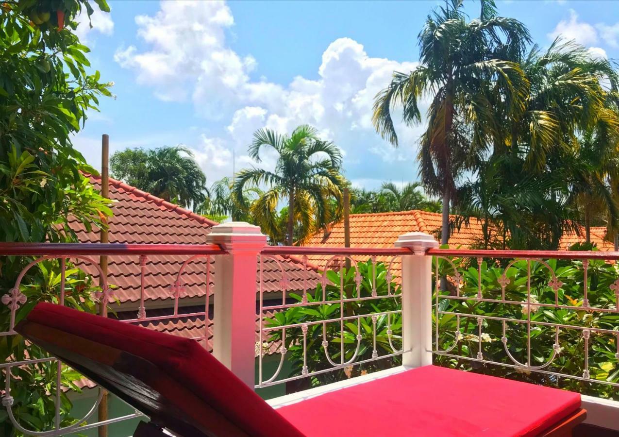 Brodie Rawai Resort Nai Harn Exterior foto
